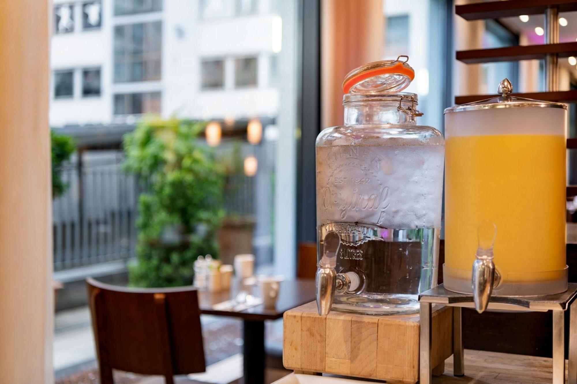 Courtyard By Marriott Center Munich